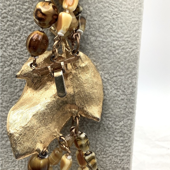 Vintage Strand of Browns and Golds Art Deco Necklace - Picture 4 of 4